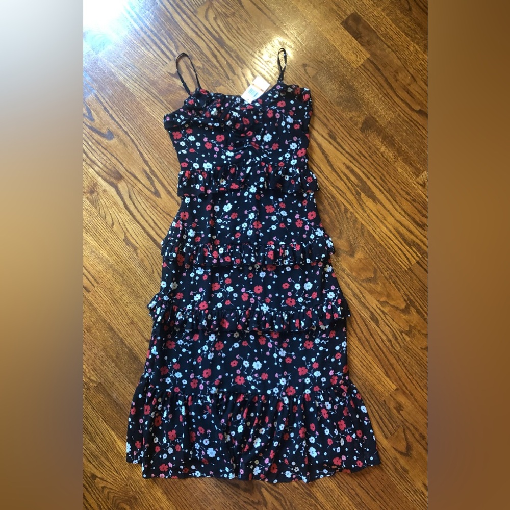 NWT Michael Kors Black/Scarlet/White Floral Tiered Midi Dress - Size Small